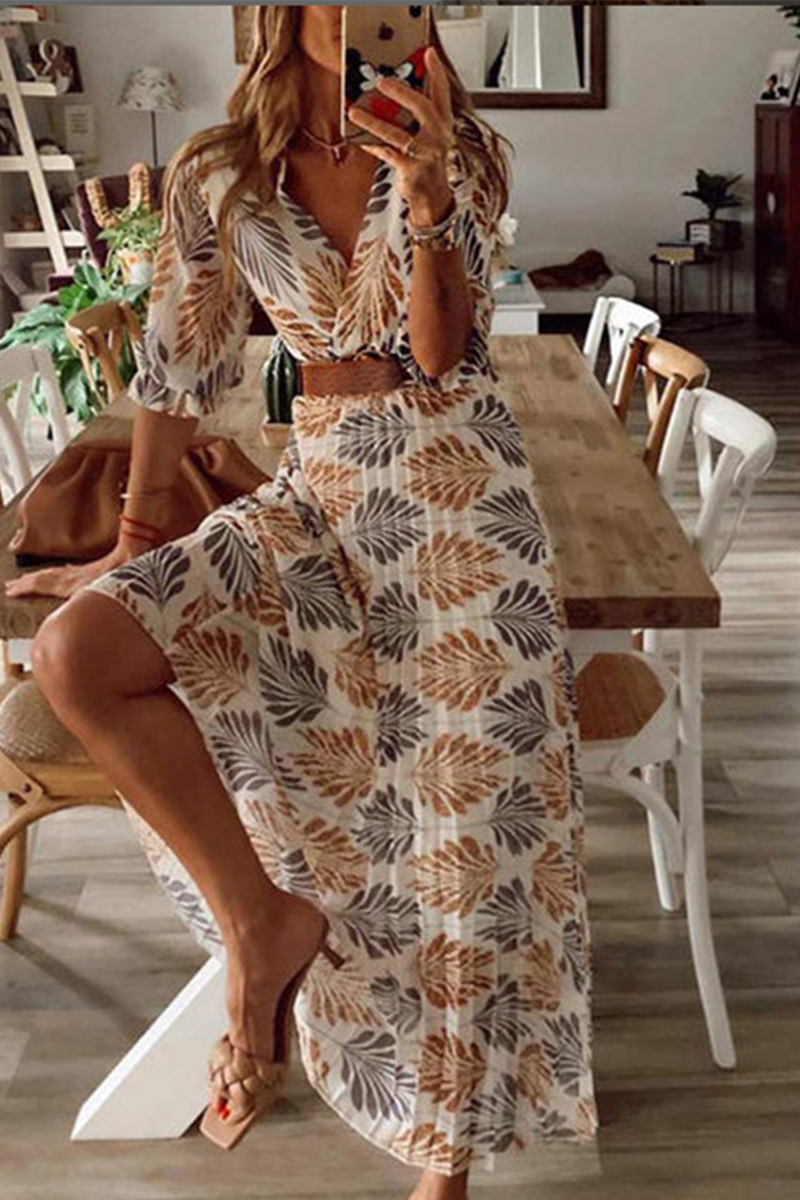 Vestidos casuales con estampado de pastel, cuello en V y falda