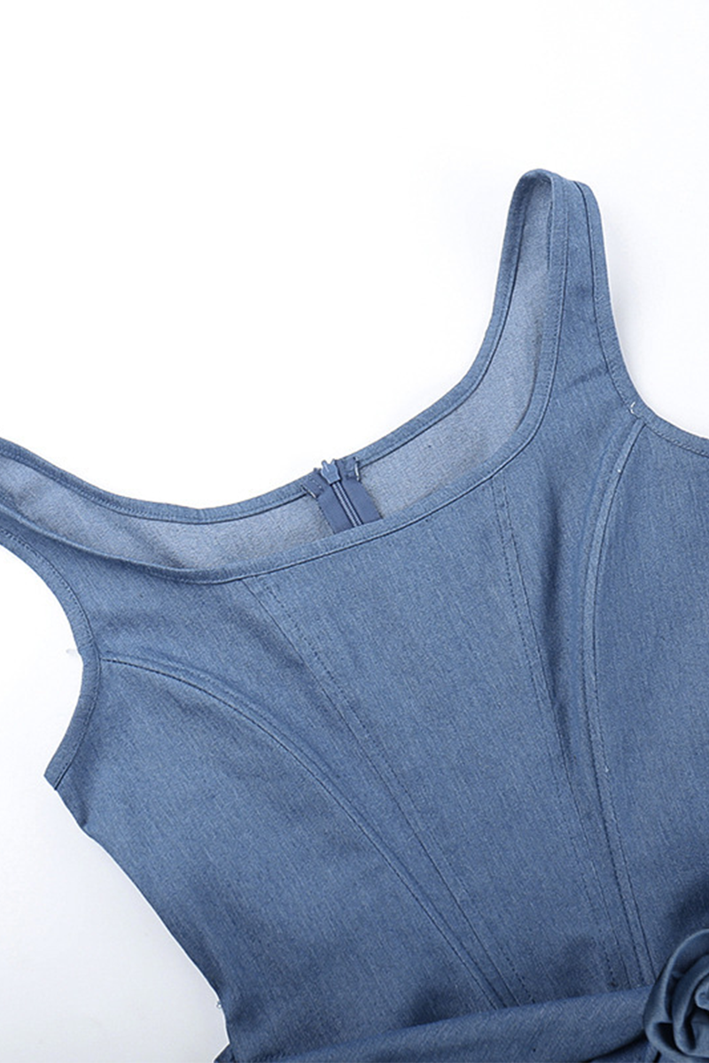 Vestido vaquero regular sin mangas con cuello en U, flores fruncidas y sexy de color sólido