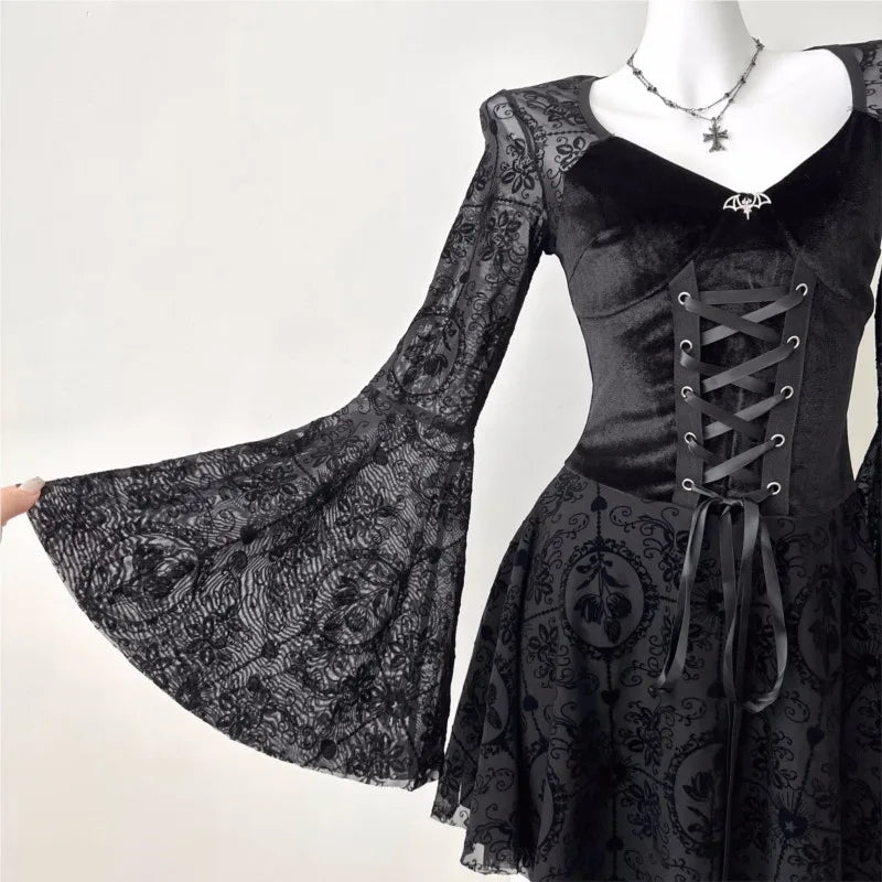 Vestidos cortos de terciopelo negro Y2K para mujer, mangas acampanadas, cintura estrecha, con cordones, corte en A, para fiesta de cumpleaños, góticos, para Halloween.