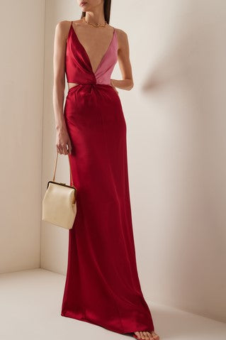 Vestido largo con escote en V, espalda descubierta y cordones 