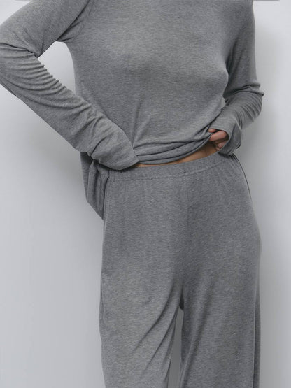 Conjunto de dos piezas de otoño e invierno para mujer, de modal suave, informal, con pantalones de pierna ancha y estampado navideño en rojo.