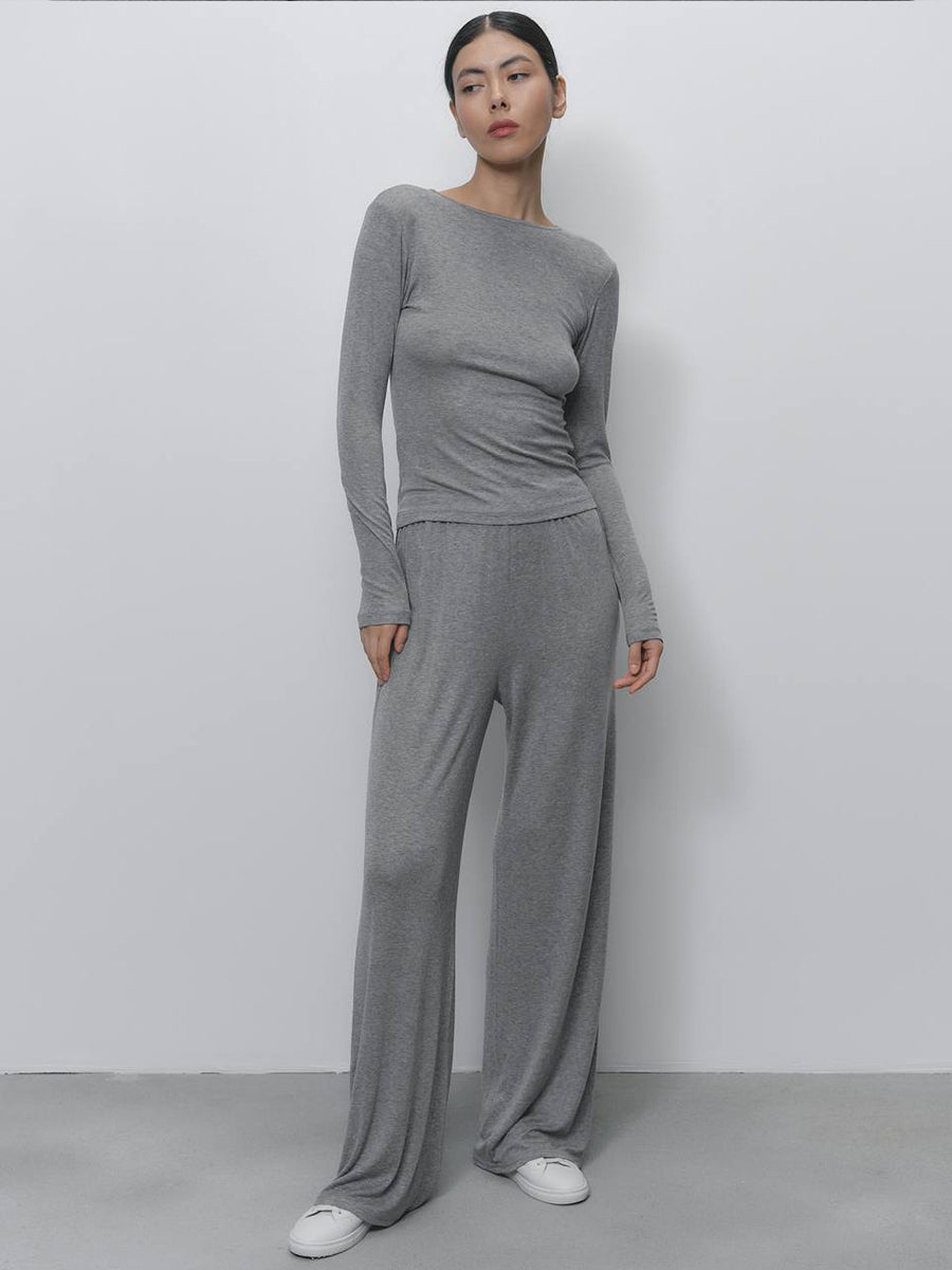 Conjunto de dos piezas de otoño e invierno para mujer, de modal suave, informal, con pantalones de pierna ancha y estampado navideño en rojo.