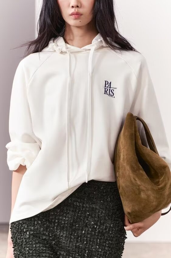 Sudadera con capucha decorativa bordada con letras y estampado a juego para mujer, ropa de oficina de primavera