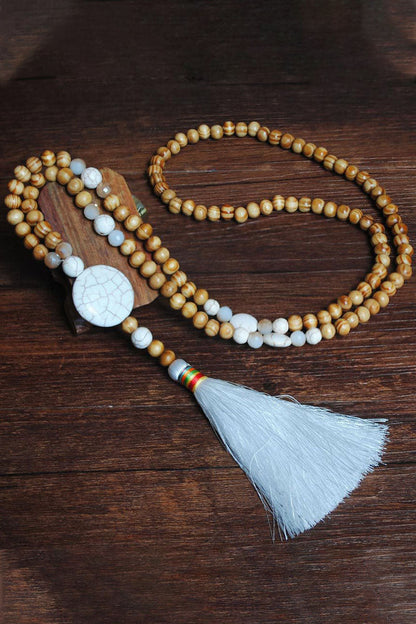 Collares y accesorios de moda para uso diario