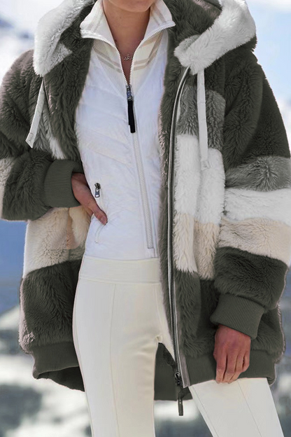 Prendas de abrigo informales con cuello y capucha, cremallera y contraste de patchwork