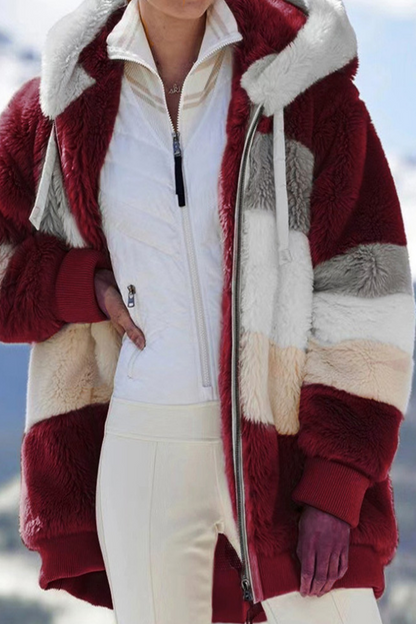 Prendas de abrigo informales con cuello y capucha, cremallera y contraste de patchwork