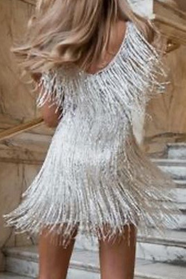 Vestido de noche elegante con cuello en V y borlas lisas de retazos (4 colores)