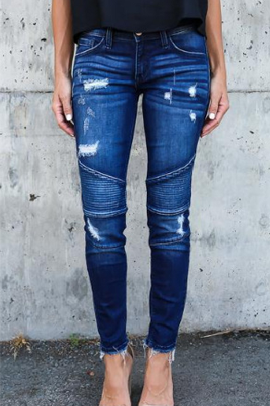 Pantalones casuales de tubo con pliegues y aberturas en la costura y rotos