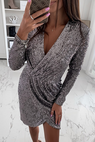 Vestido de noche elegante de moda con cuello en V y pliegues de patchwork sólido