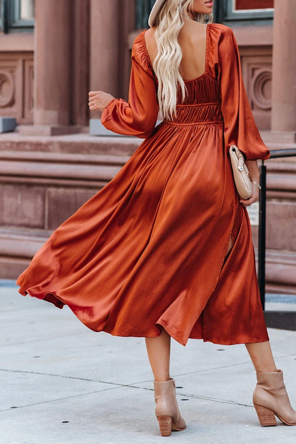 Elegantes vestidos de corte A con escote en U y pliegues de frenillo lisos