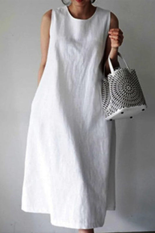 Vestido informal sencillo de color liso con cuello redondo