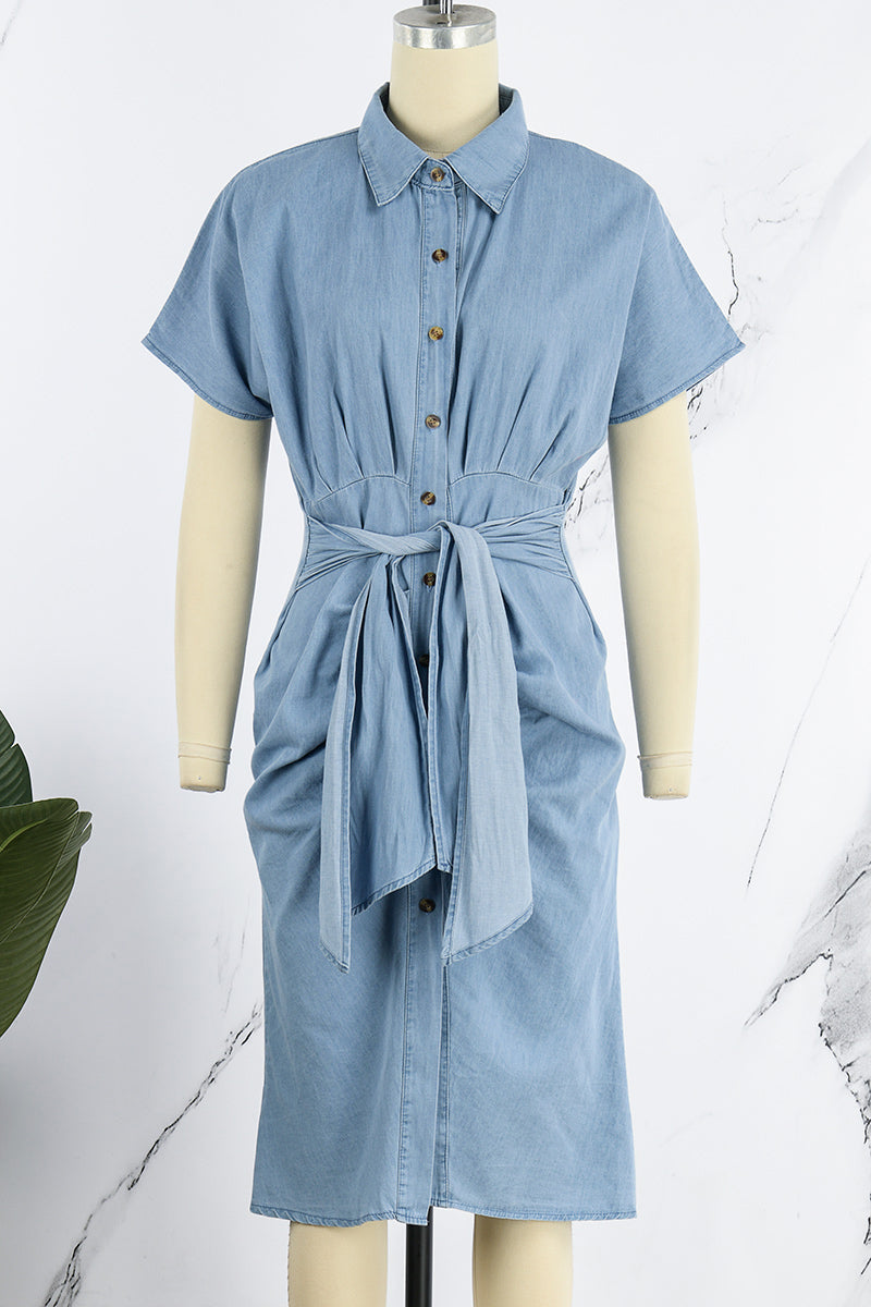 Casual Street Solid Frenulum Buckle Turndown Collar Short Sleeve Regular Denim Dresses