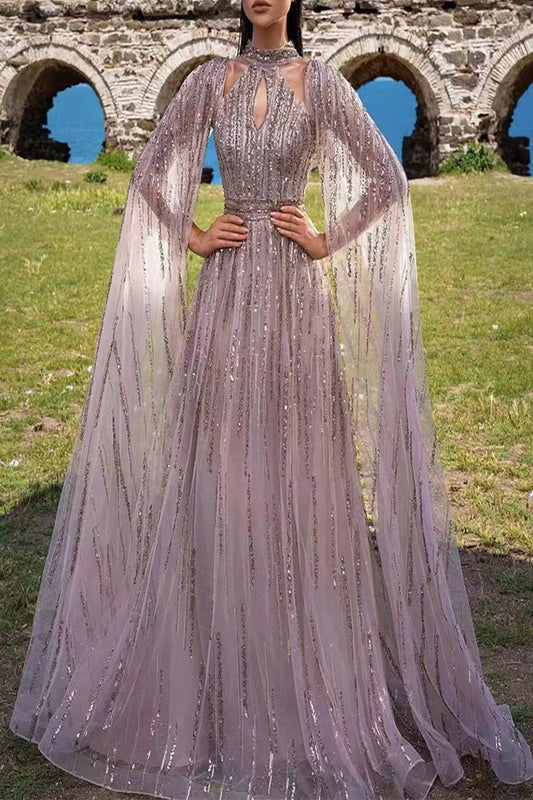 Vestido de noche elegante y dulce con borlas y lentejuelas.