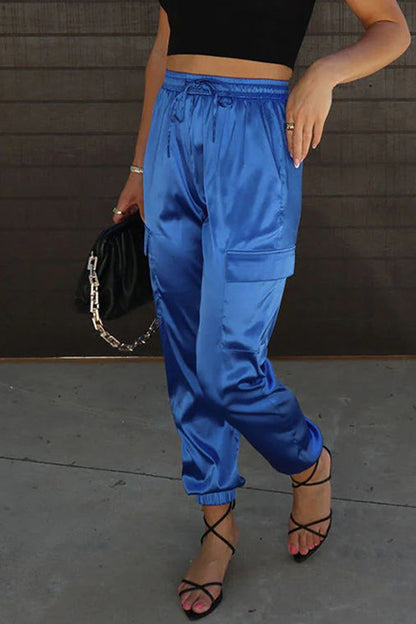 Pantalones casuales de color liso con cintura alta, rectos y con bolsillos