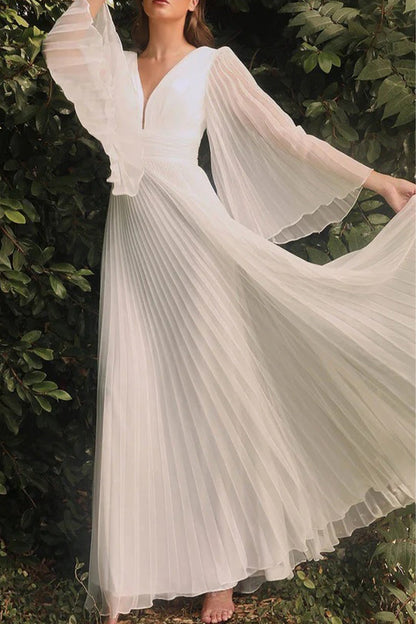 Elegantes vestidos de noche con escote en V y pliegues sólidos