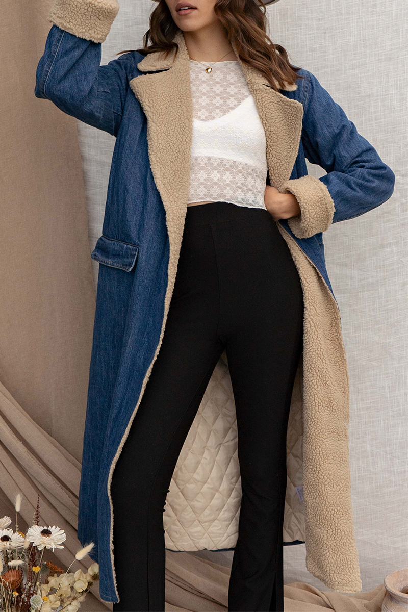 Prendas de abrigo informales de calle con bolsillos, cordones y cuello vuelto