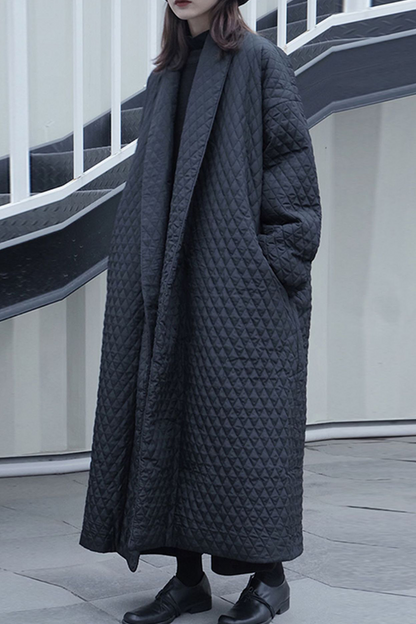 Abrigo informal con cuello vuelto y textura de bolsillo en talla grande