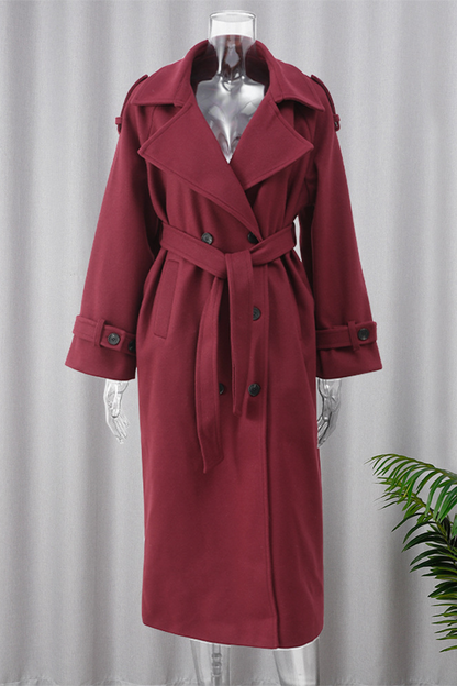 Prendas de abrigo informales de calle con bolsillos, cordones, botones y cuello vuelto