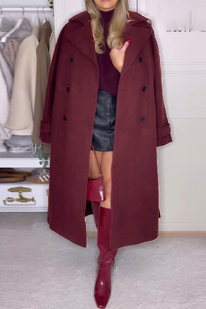 Prendas de abrigo informales de calle con bolsillos, cordones, botones y cuello vuelto