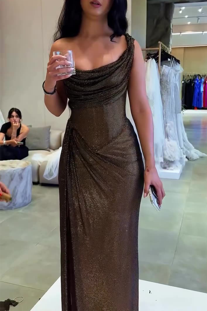 Vestidos irregulares con cuello en U y mochila con abertura sexy