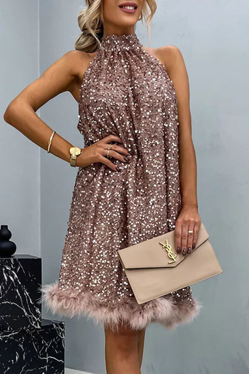 Vestido sexy de lentejuelas sólidas con frenillo y cuello alto sin mangas.