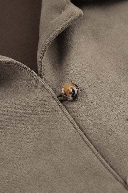 Blusas casuales con botones y cuello vuelto