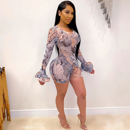 Mono sexy de malla transparente con mangas acampanadas para mujer