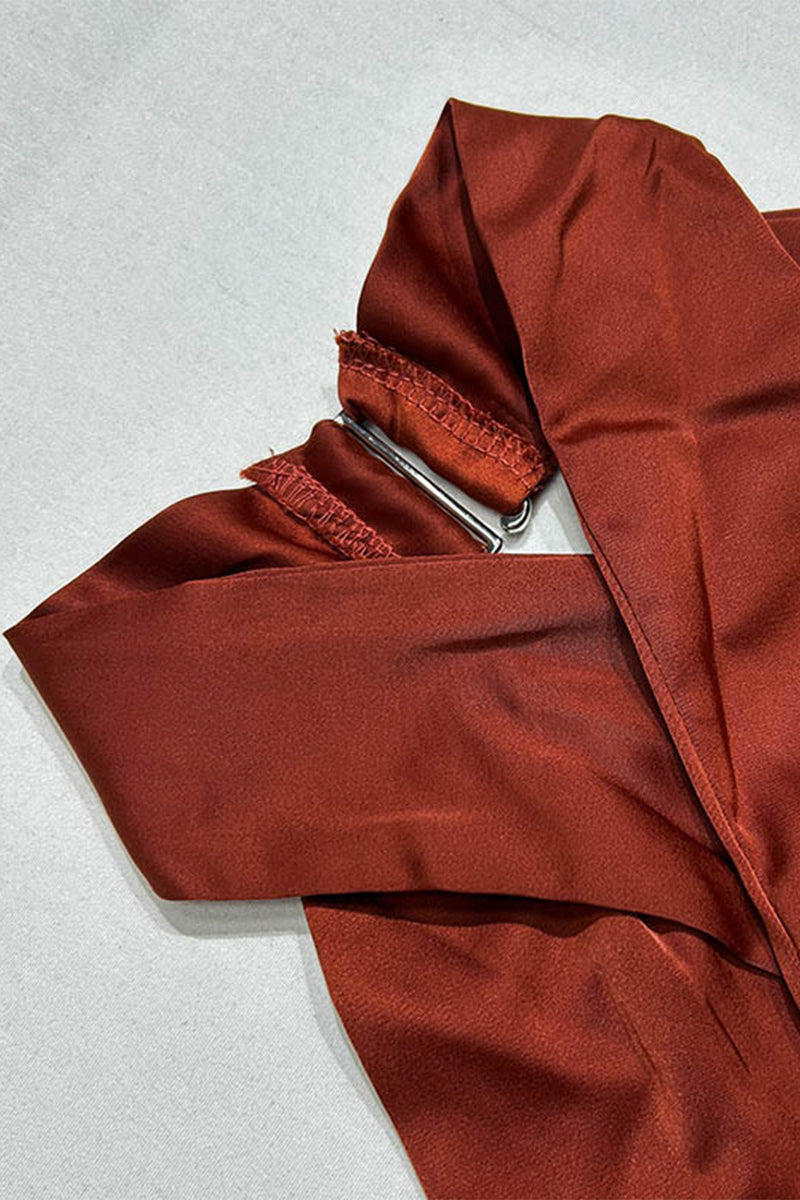 Elegantes vestidos de cola de pez con cuello halter y espalda descubierta