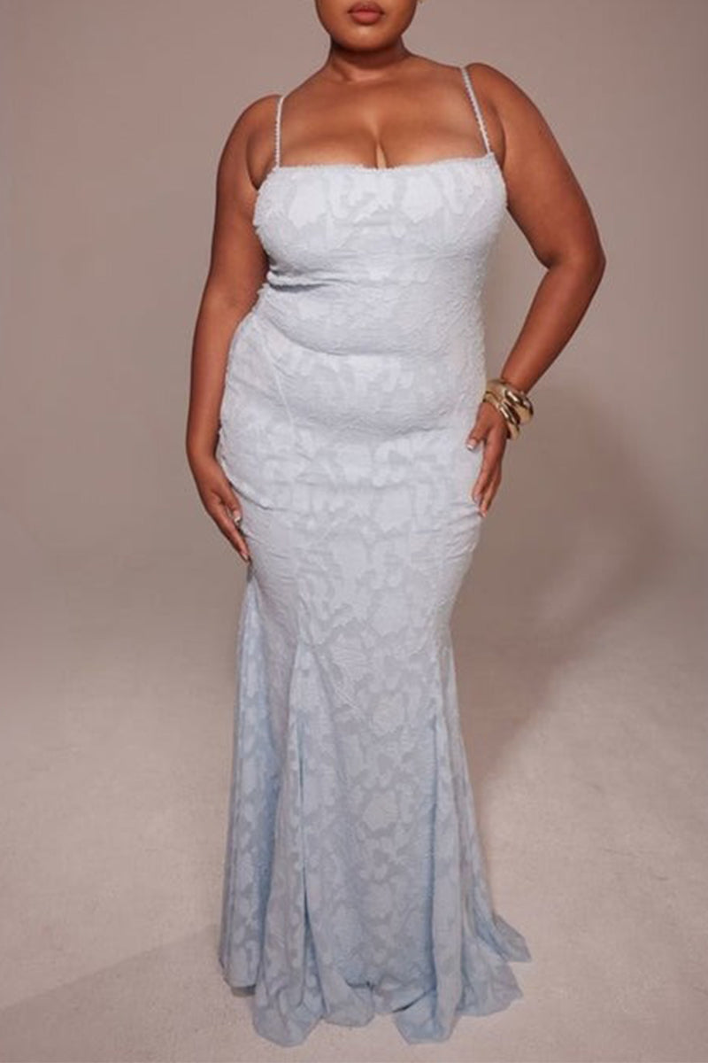 Vestido sexy de cola de pez con escote cuadrado y diseño de tirantes sin espalda y encaje jacquard de color sólido