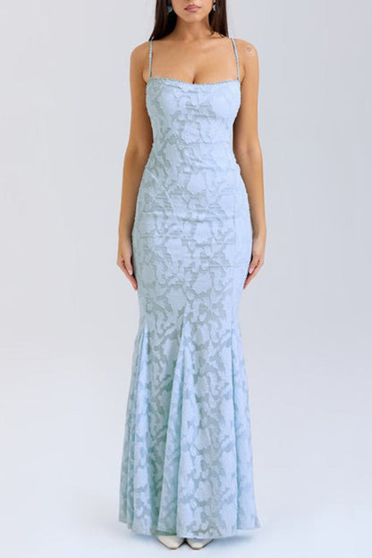 Vestido sexy de cola de pez con escote cuadrado y diseño de tirantes sin espalda y encaje jacquard de color sólido