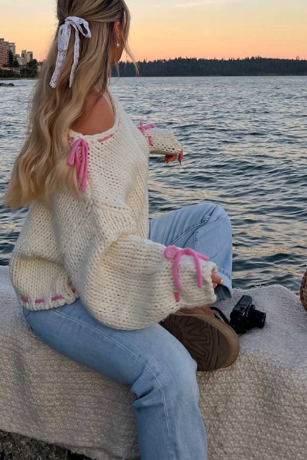 The Soft Horizon Pullover