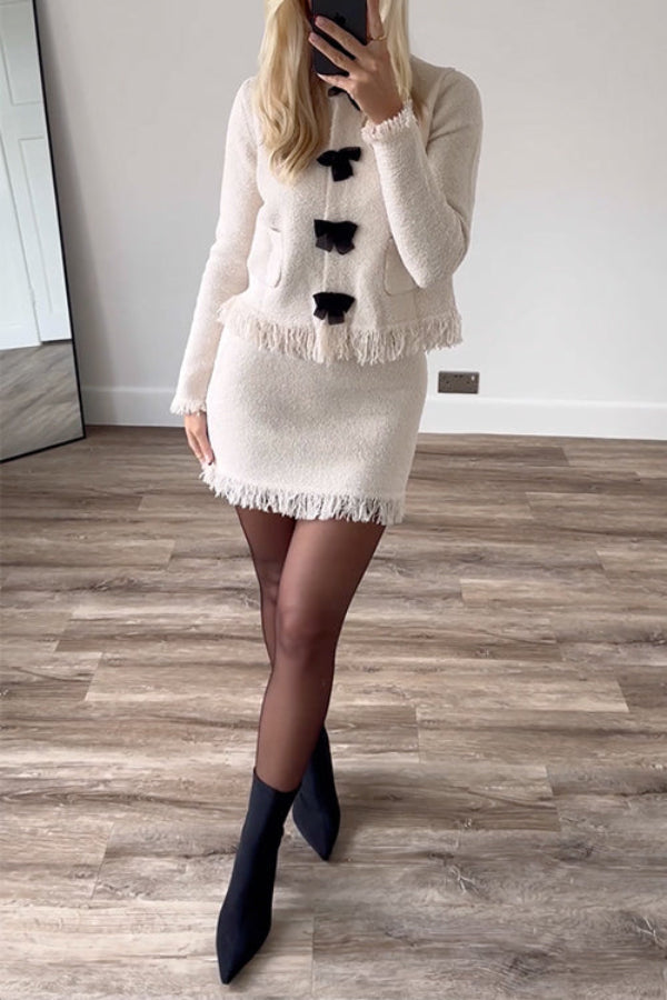 Crewneck Frayed Hem Pocketed Bow Sweater