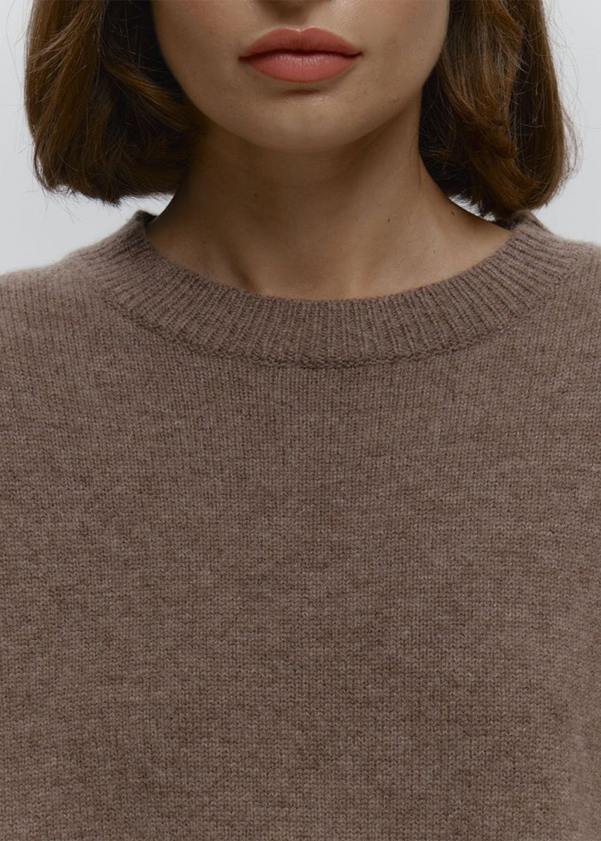Cocoa Haze - Relaxed Knit Pullover Sweater