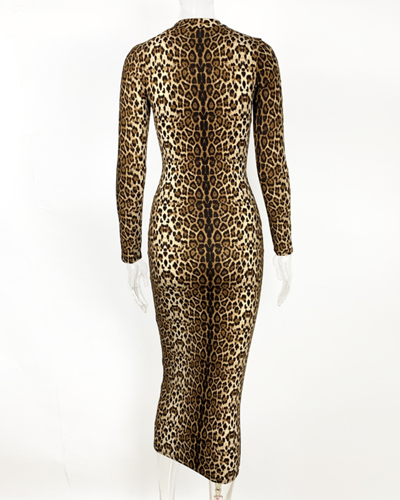 Slim-Fit Leopard Print Long-Sleeved Dress