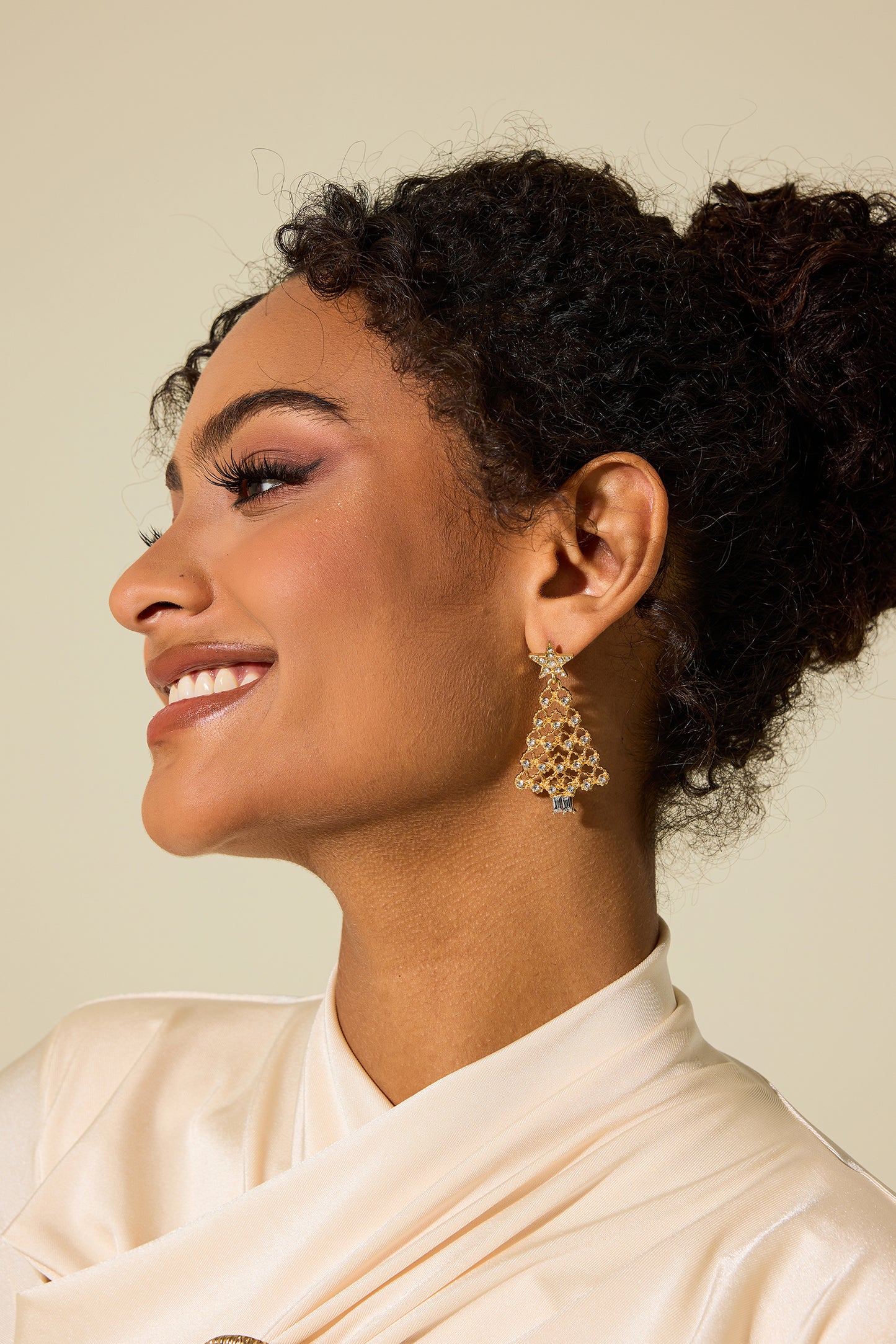 Faux Diamond Christmas Tree Shape Earrings