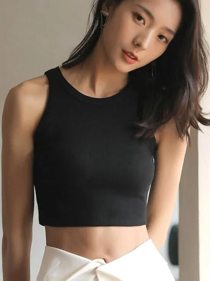 Chaleco de punto para mujer, top corto blanco con cuello halter, acanalado, sexy, informal, básico, para fitness, con hombros descubiertos, ropa de verano 2025