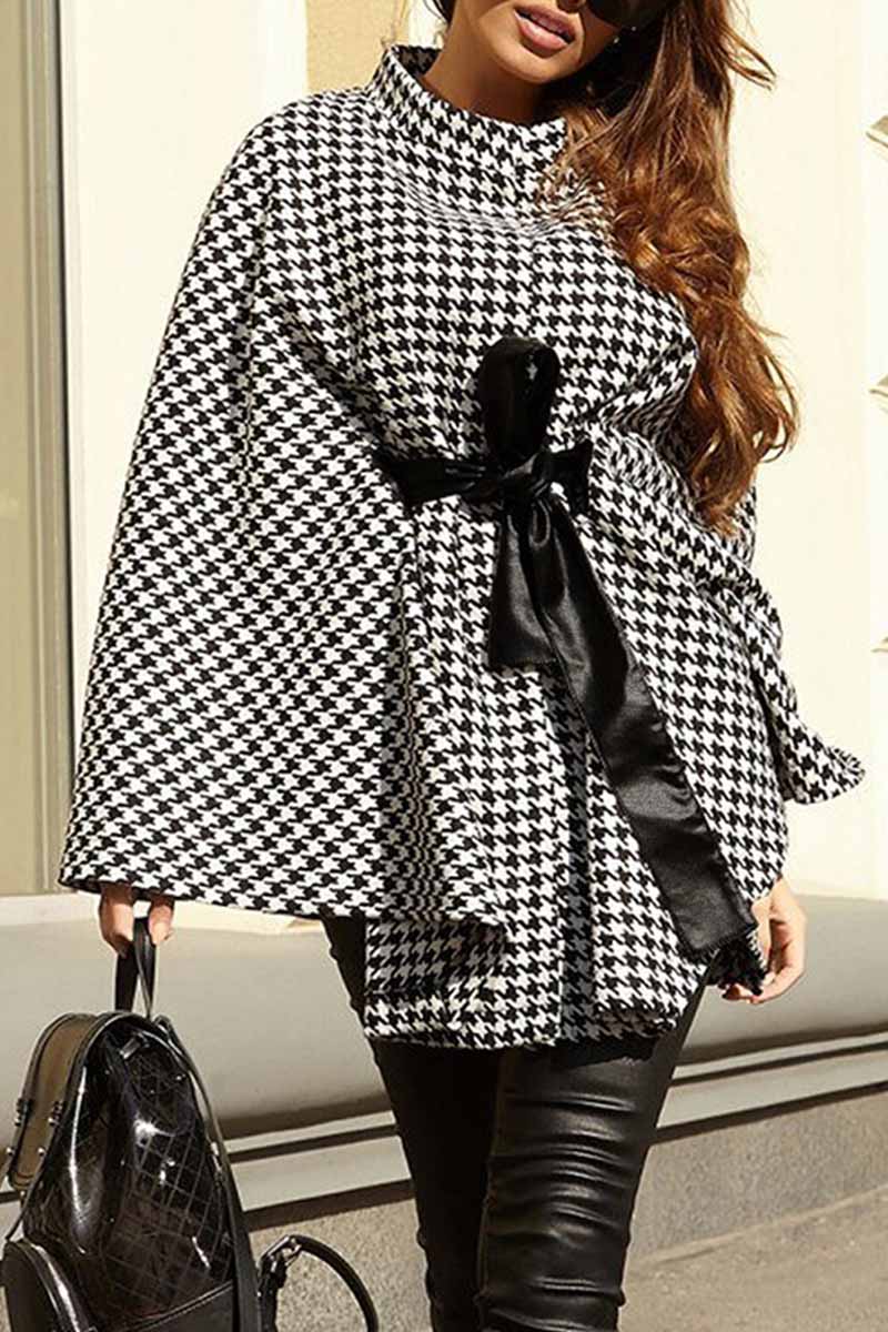 Loose Lace Plaid Cloak