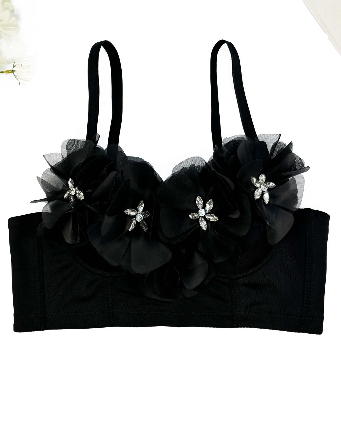 Petal-Embellished Herringbone Top With Coasters