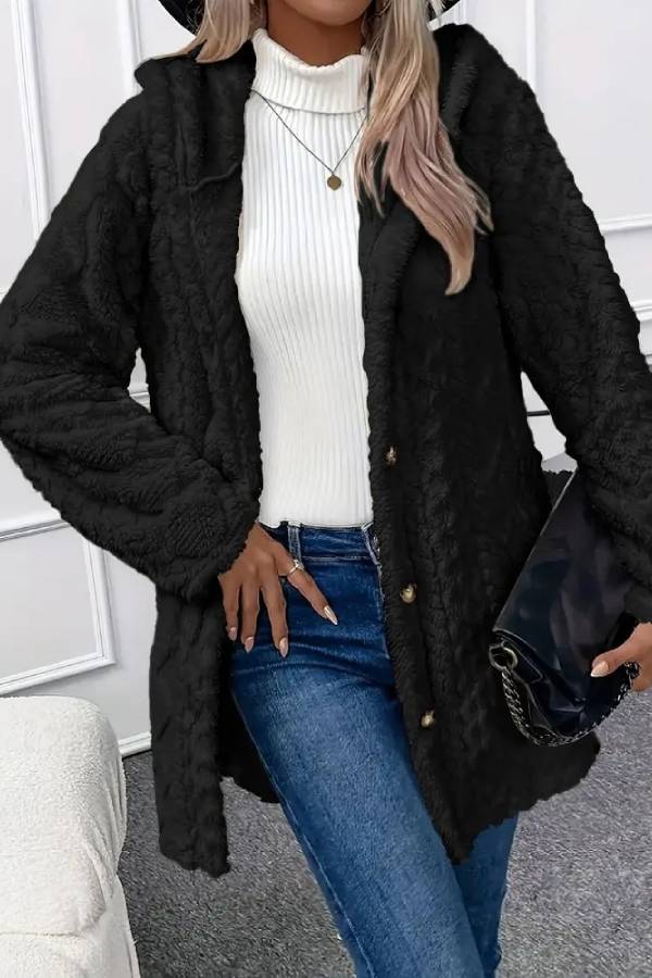 Abrigo de felpa con capucha y botones en la parte delantera con estampado texturizado de rombos