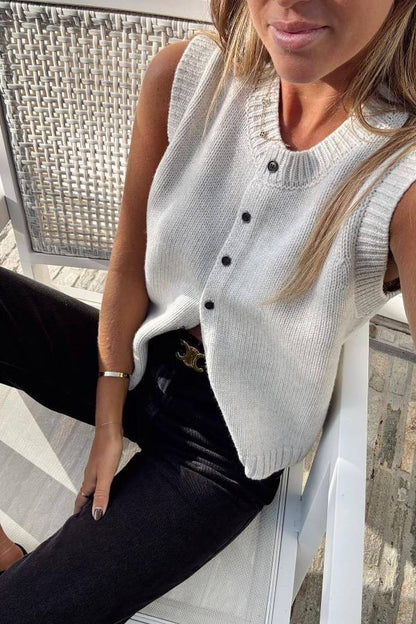 Casual Street Solid Color Buckle O Neck Tops