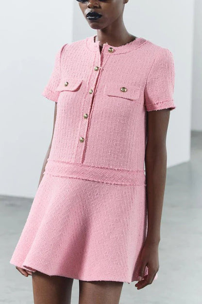 Vestido mini de tweed con textura de London Girl, manga corta, botones dorados y bolsillos, años 60