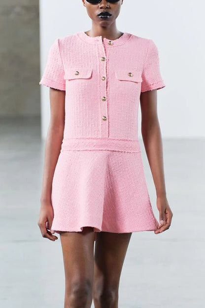 Vestido mini de tweed con textura de London Girl, manga corta, botones dorados y bolsillos, años 60