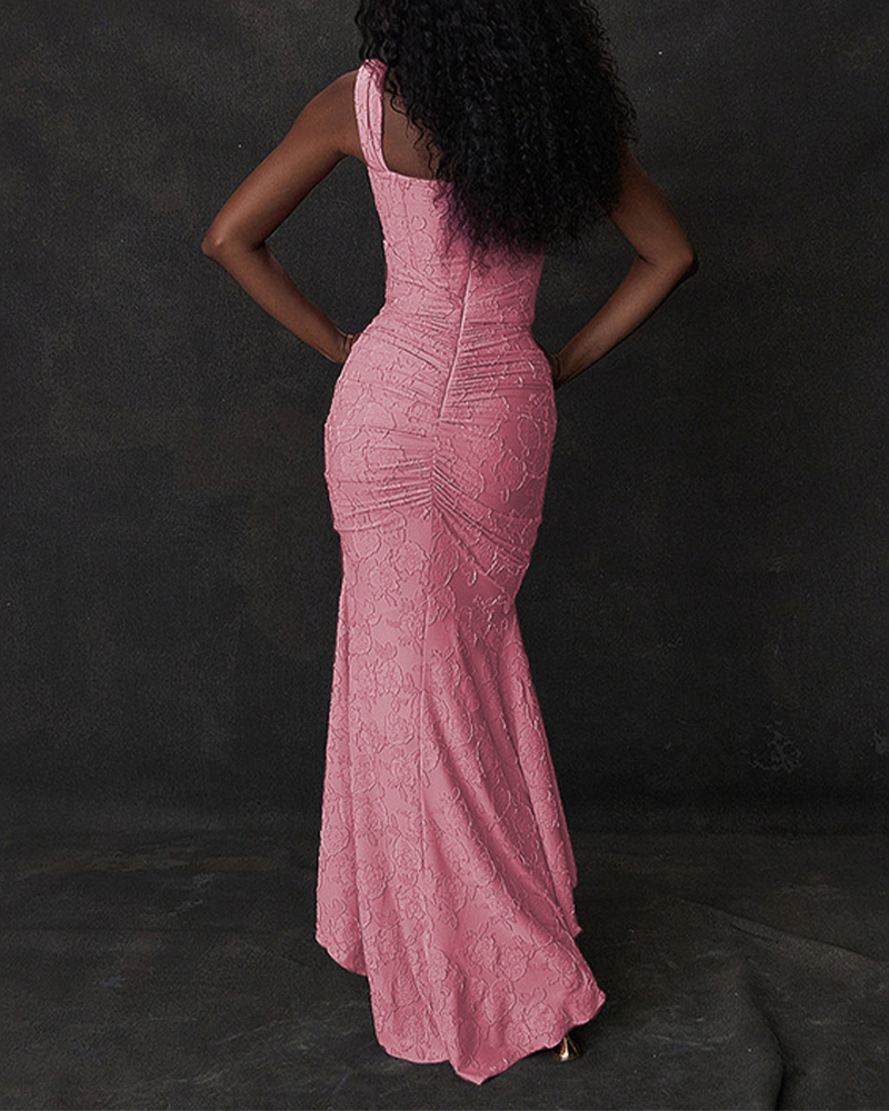 Pleated Hip-Hugging Fishtail Dress