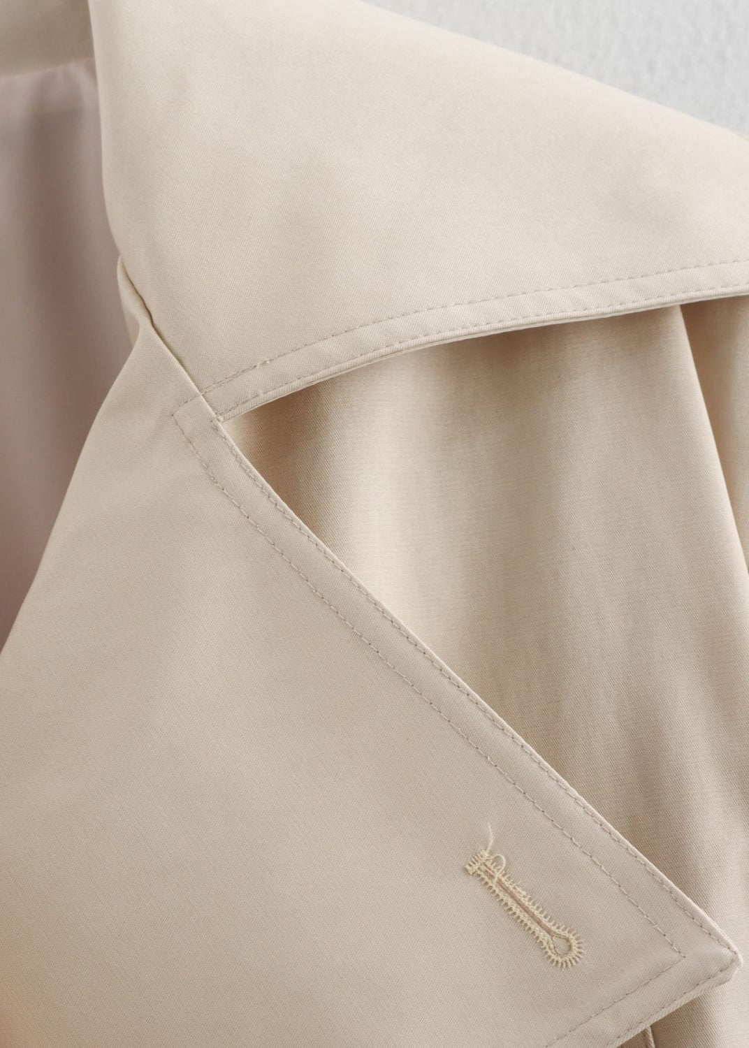 Marceline - Cropped Belted Trench Jacket with Oversized Lapels