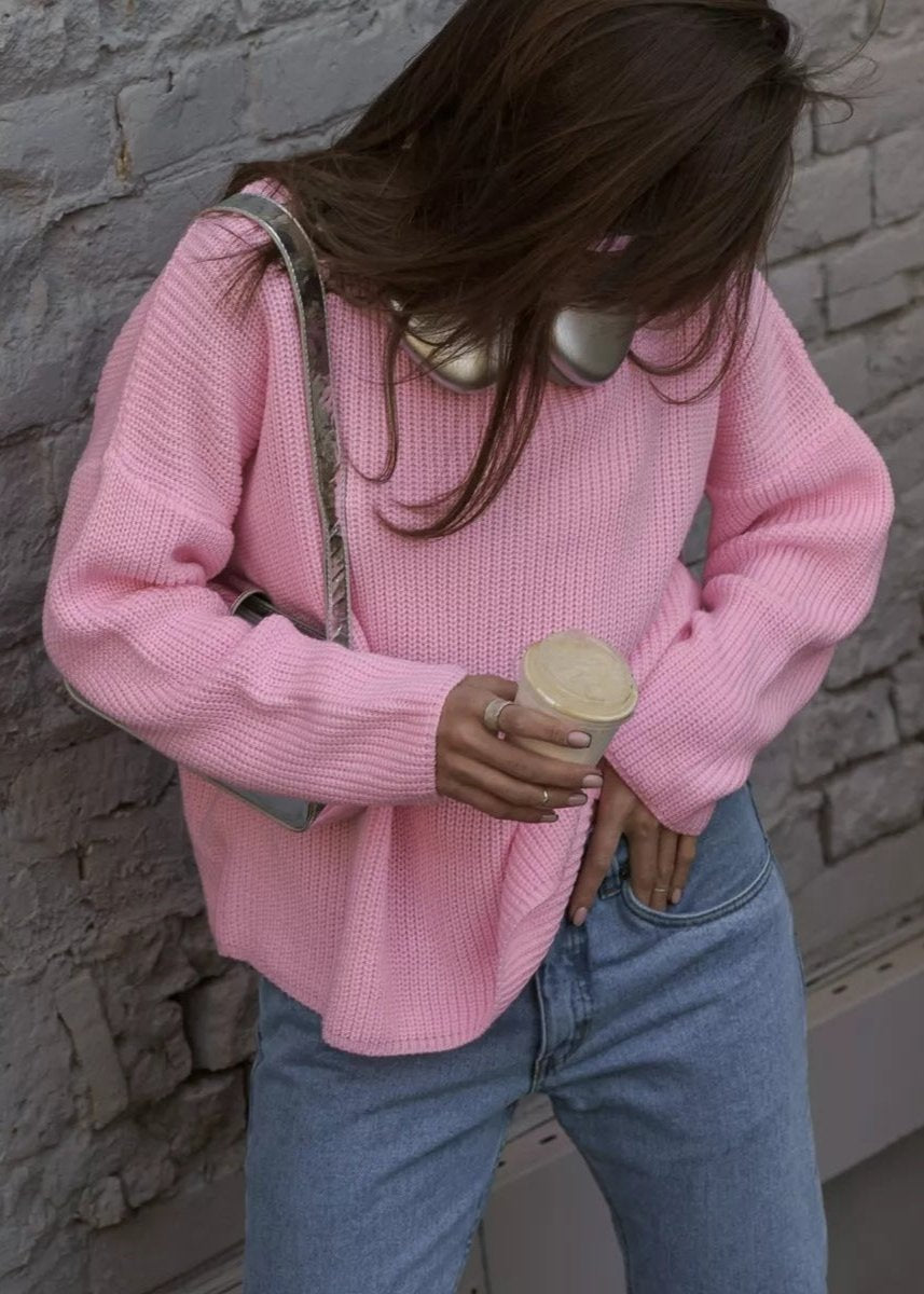 Effortlessly Chic - Women's Round Neck Loose Sweater