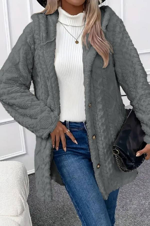 Abrigo de felpa con capucha y botones en la parte delantera con estampado texturizado de rombos