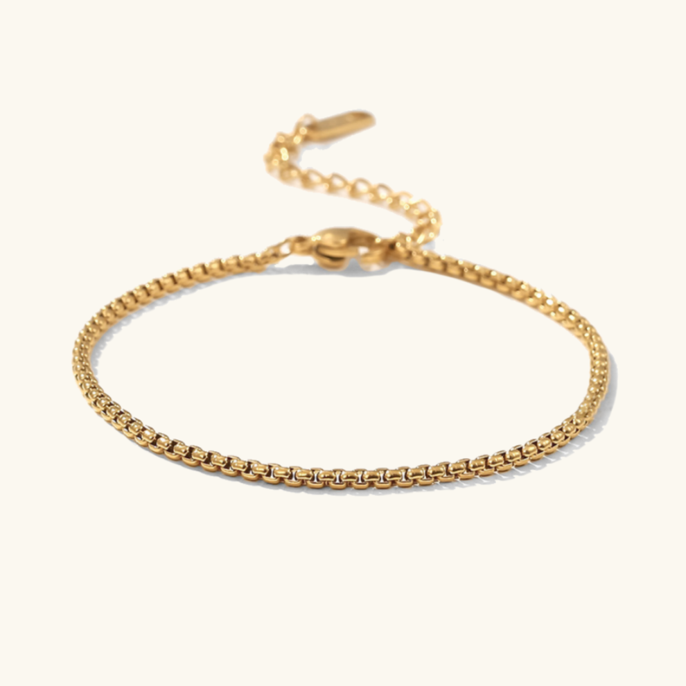 Avery Gold Box Chain Bracelet