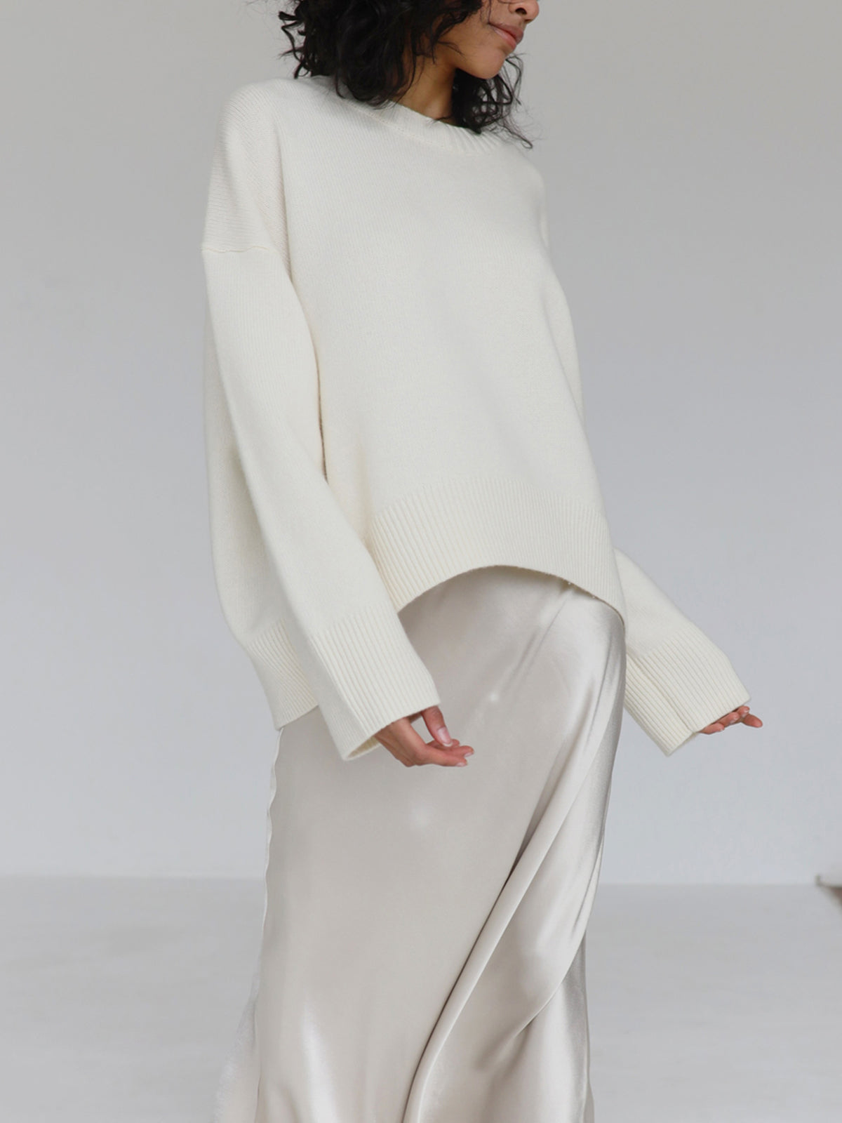 Skye Knit Set – Soft Crewneck Sweater & Pleated Skirt