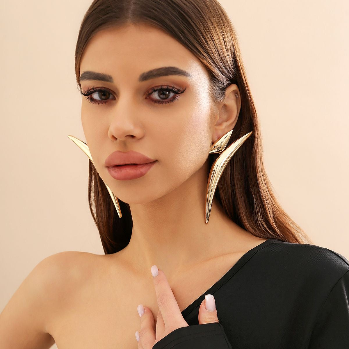 Nova Curve - Sculptural Statement Earrings