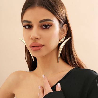 Nova Curve - Sculptural Statement Earrings